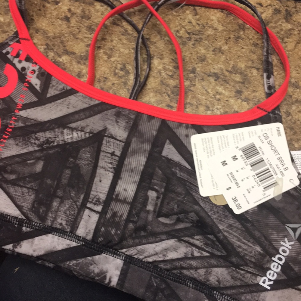 Reebok one bra size medium